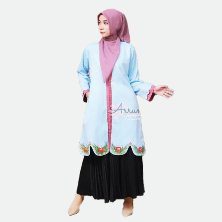 Amora Cardigan